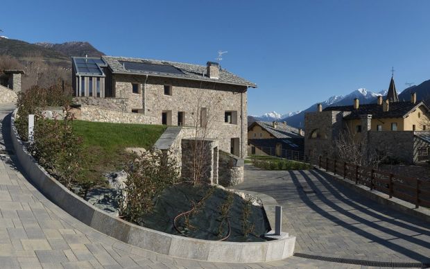 Access to the house near Aosta